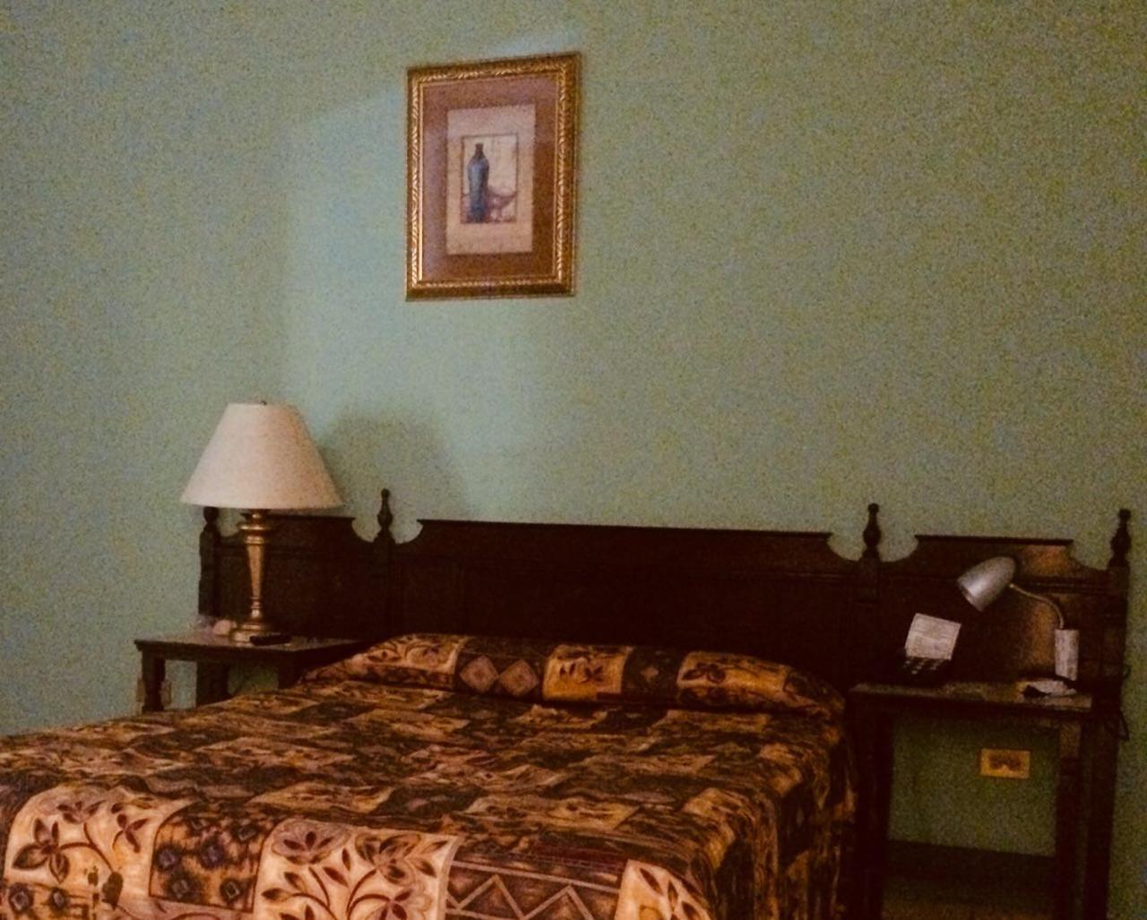 Hotel El Dorado Sabinas Екстер'єр фото