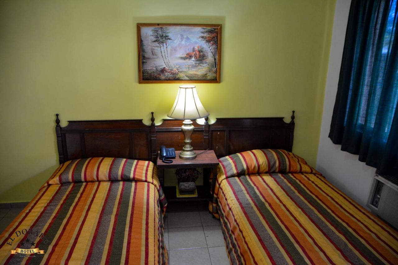 Hotel El Dorado Sabinas Екстер'єр фото